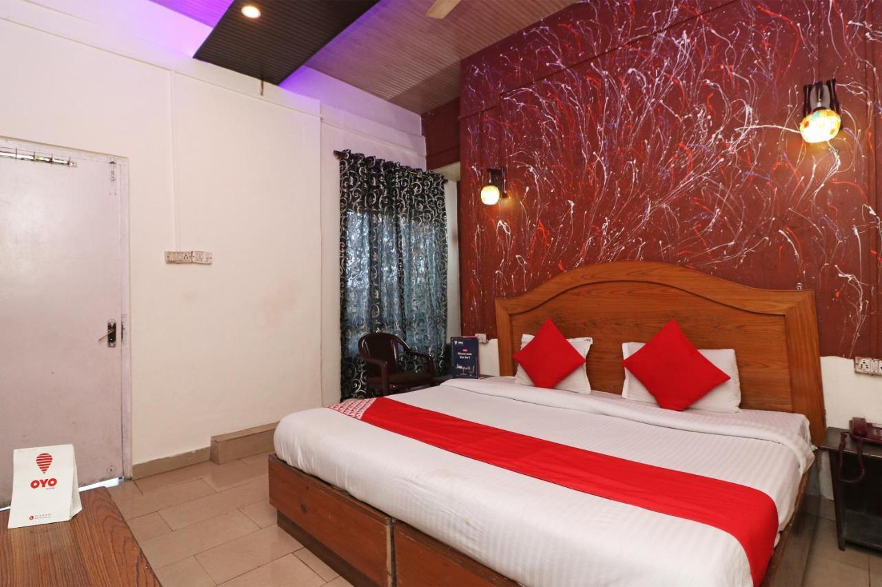 Oyo 73902 Vyttila Residency Hotel Kochi ภายนอก รูปภาพ