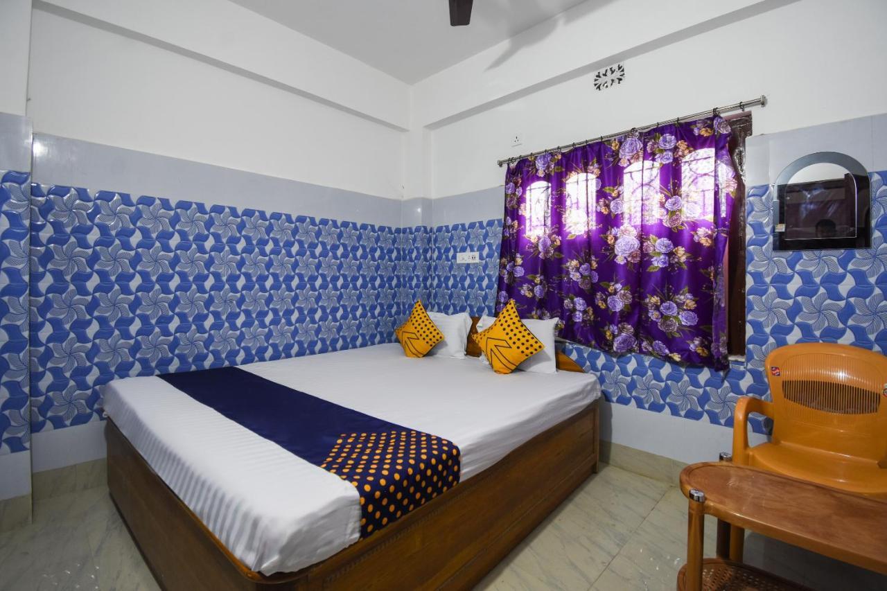 Oyo 73902 Vyttila Residency Hotel Kochi ภายนอก รูปภาพ