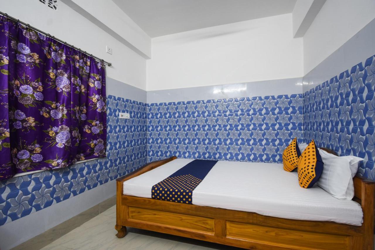 Oyo 73902 Vyttila Residency Hotel Kochi ภายนอก รูปภาพ